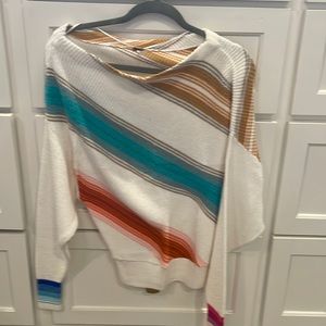 Free People A symmetrical top